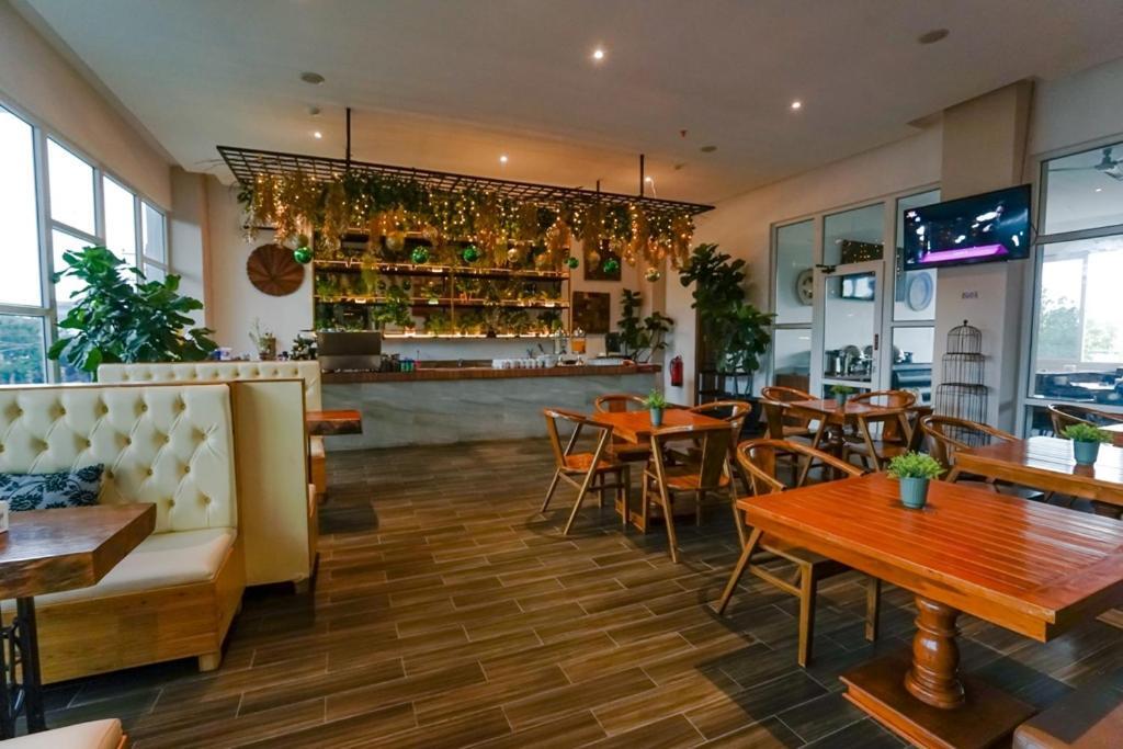Deli Hotel ميدان المظهر الخارجي الصورة