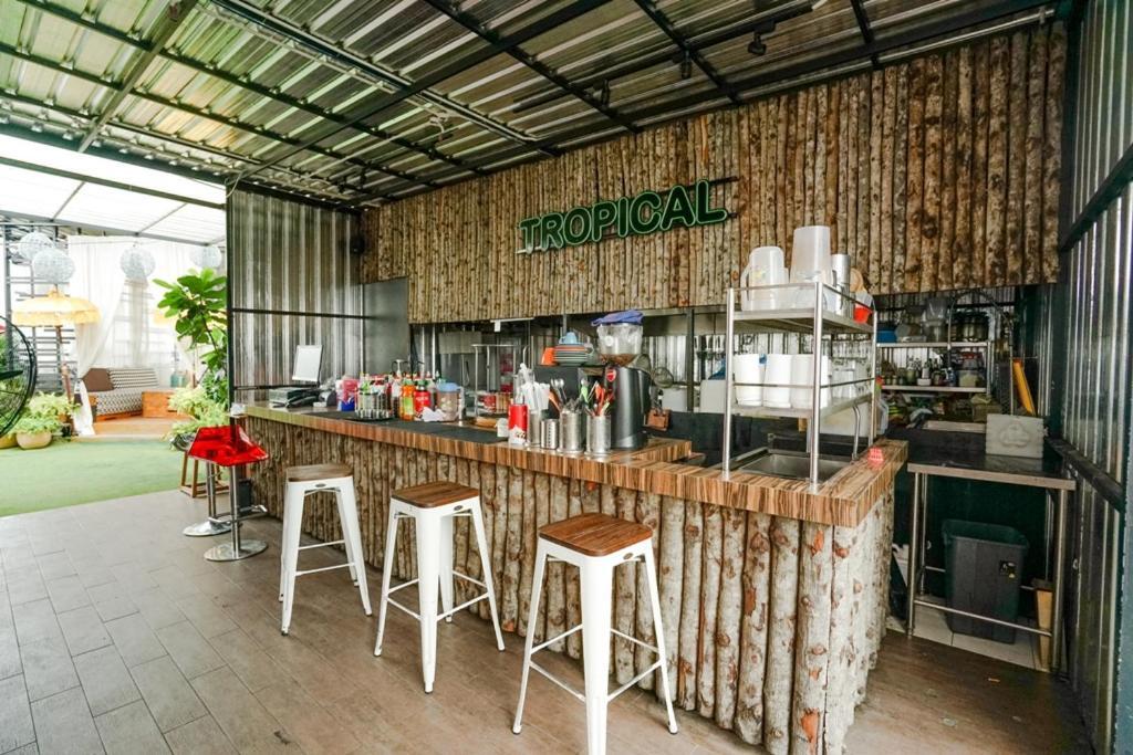 Deli Hotel ميدان المظهر الخارجي الصورة