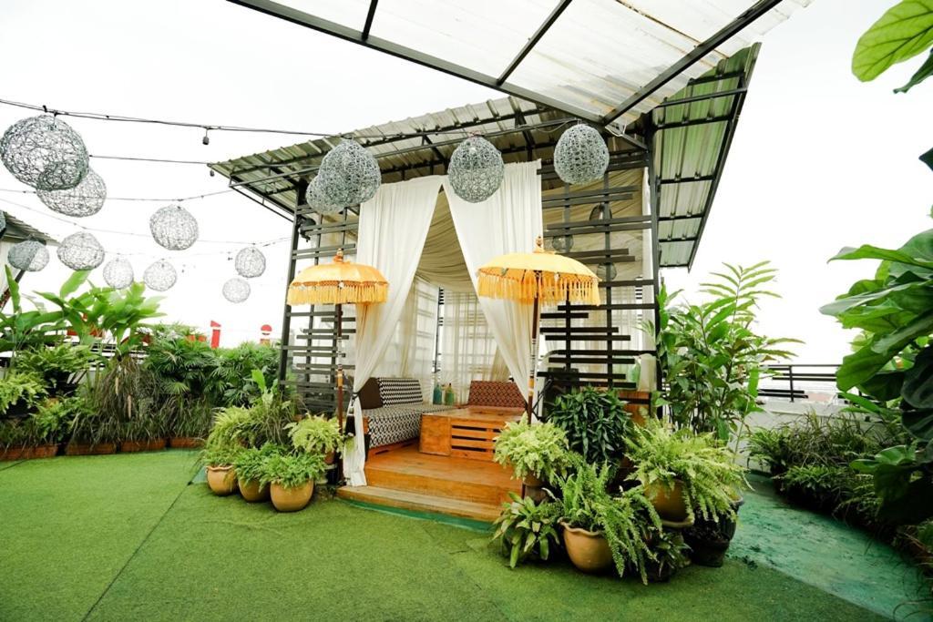 Deli Hotel ميدان المظهر الخارجي الصورة